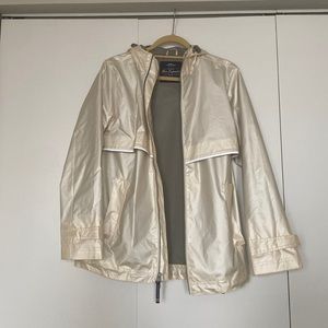 Hooded rain jacket - size XS